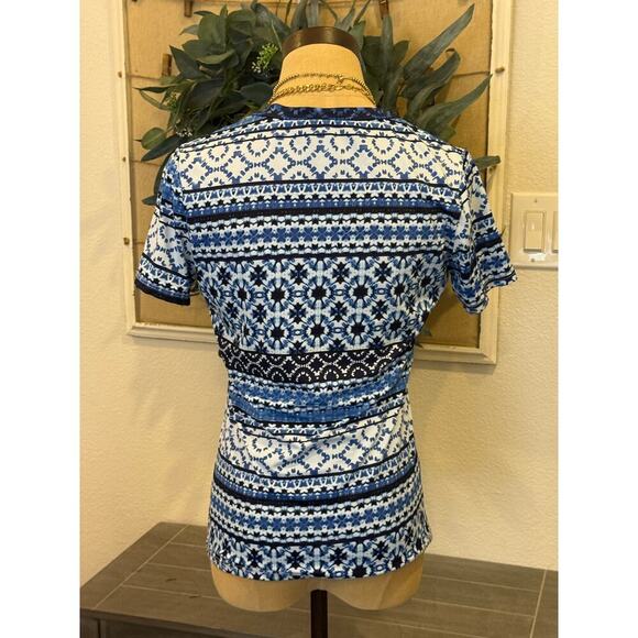 TOMMY BAHAMA Blue Patterned Top Shirt Women size S - Picture 4 of 7